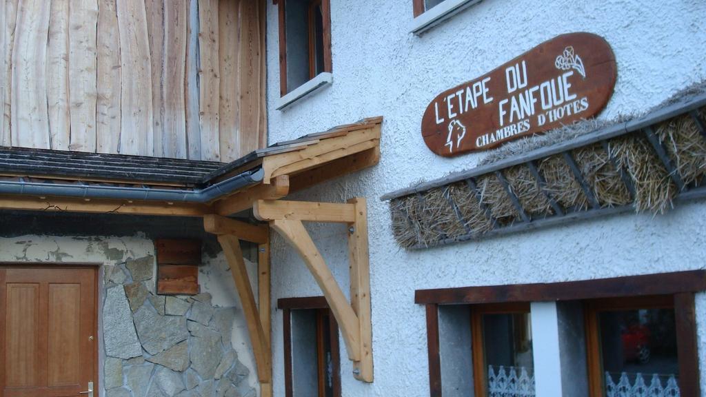 Hotel Etape De Fanfoue Chamrousse Exterior foto